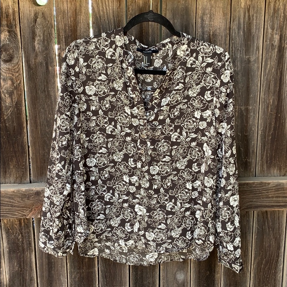 forever 21 • black and white floral blouse